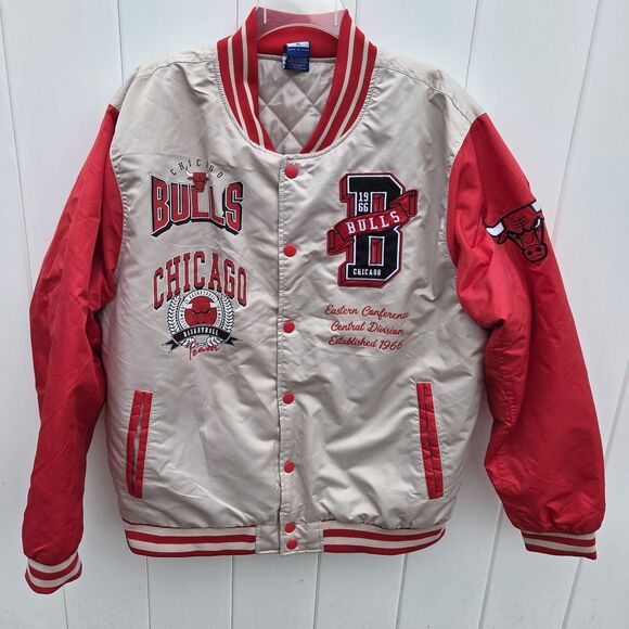 NBA Ultra Game Chicago Bulls Men's Bomber Jacket Size XL Ultra Game Authentic - Picture 13 of 16